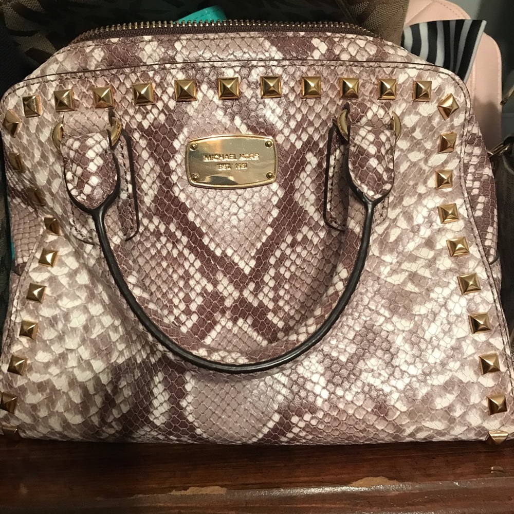 Michael kors purse